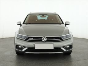 Volkswagen Passat - 2016