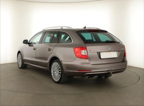 Skoda Superb - 2010