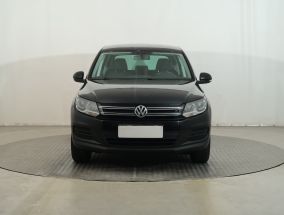 Volkswagen Tiguan - 2012