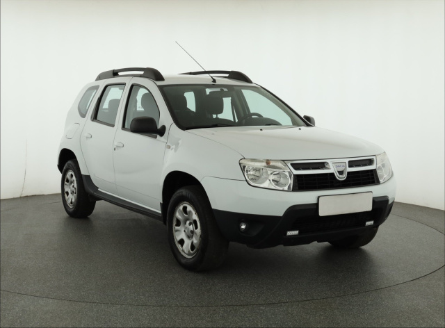Dacia Duster 2011