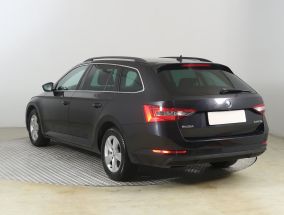 Škoda Superb - 2016