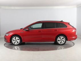 Volkswagen Golf - 2021