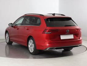 Volkswagen Golf - 2021