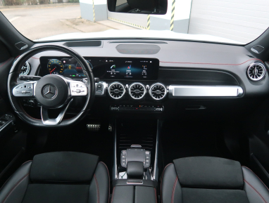 Mercedes-Benz EQB - 2023