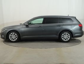 Volkswagen Passat - 2016