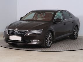 Škoda Superb - 2016