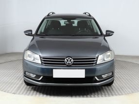 Volkswagen Passat - 2012