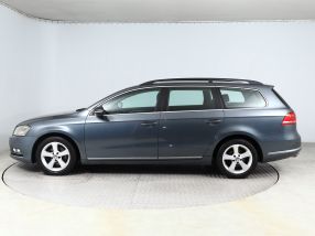 Volkswagen Passat - 2012