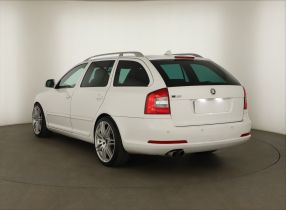 Škoda Octavia - 2011