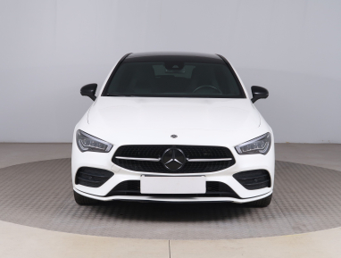 Mercedes-Benz CLA - 2021