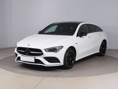 Mercedes-Benz CLA - 2021