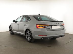 Skoda Superb - 2022