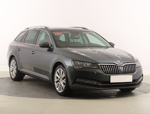 Škoda Superb 2021