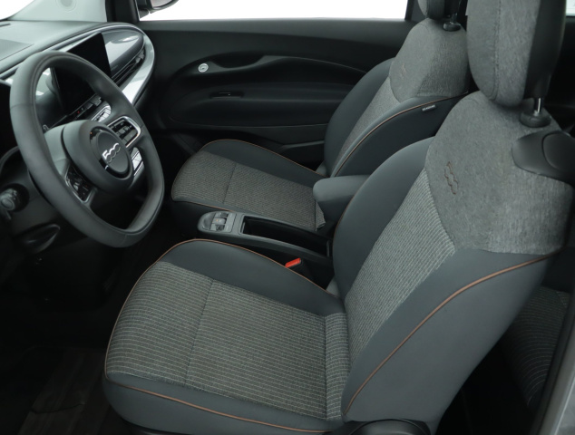 Fiat 500e 42 kWh