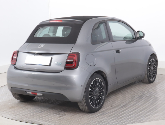 Fiat 500e 42 kWh
