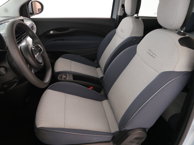 Fiat 500e 42 kWh