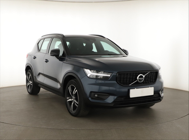 Volvo XC40 2021