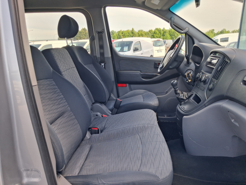 Hyundai H-1, 2011