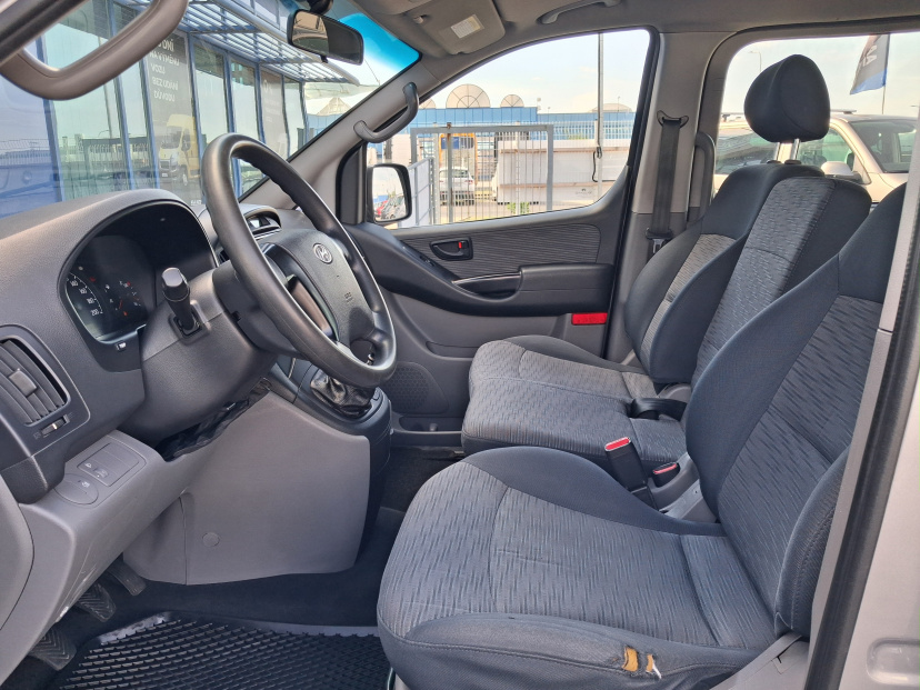 Hyundai H-1, 2011