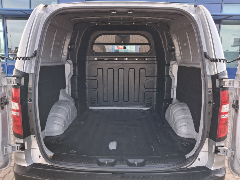 Hyundai H-1, 2011