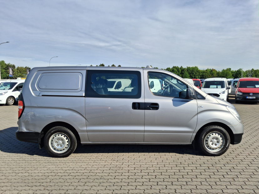 Hyundai H-1, 2011
