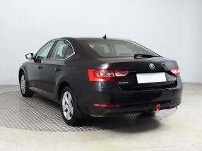 Škoda Superb - 2016