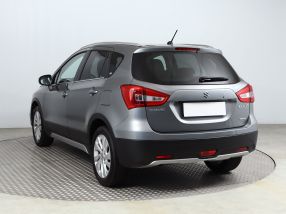 Suzuki SX4 S-Cross - 2019