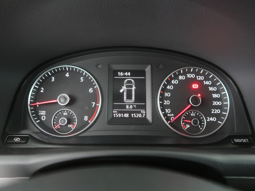 Volkswagen Touran, 2012