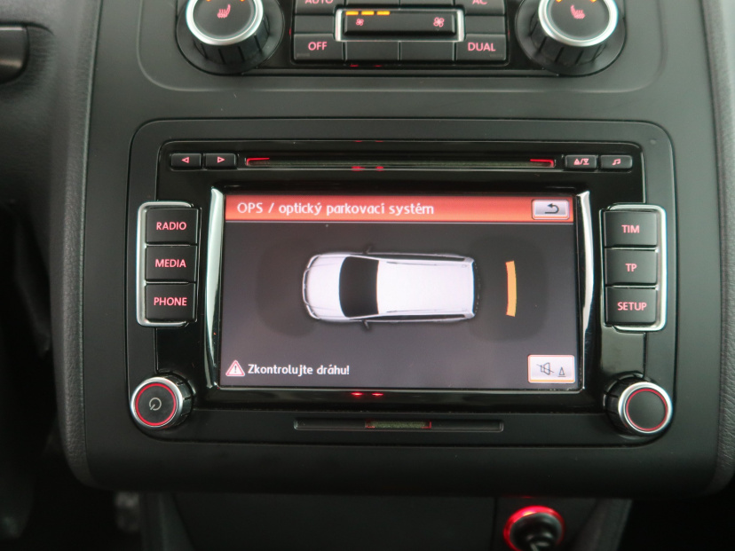 Volkswagen Touran, 2012