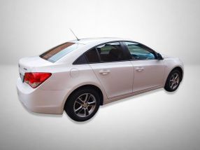 Chevrolet Cruze - 2012