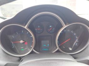 Chevrolet Cruze - 2012