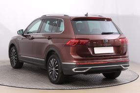 Volkswagen Tiguan - 2020