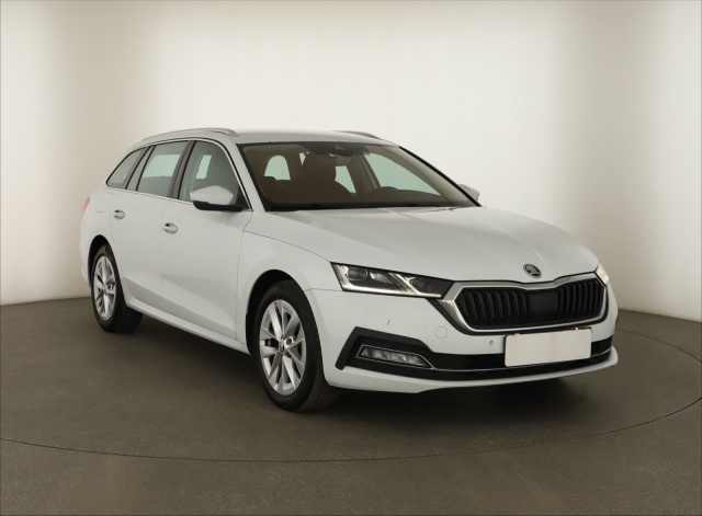 Škoda Octavia 2023