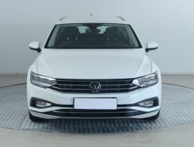 Volkswagen Passat - 2020