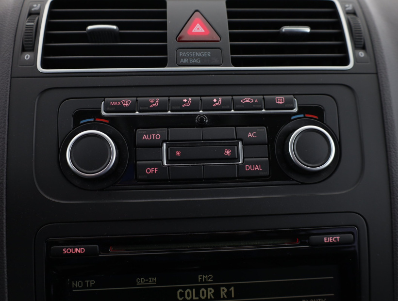 Volkswagen Touran, 2011