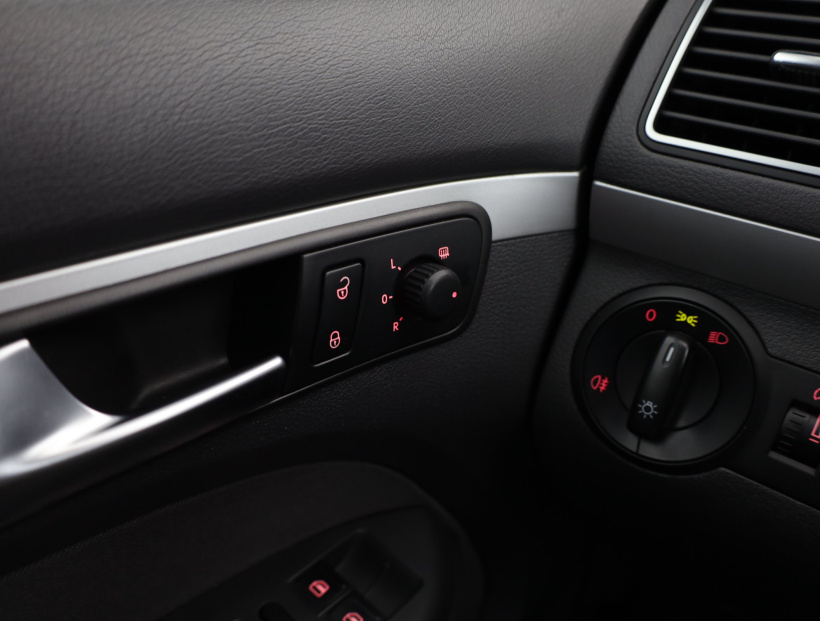 Volkswagen Touran, 2011
