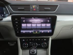 Škoda Superb - 2021