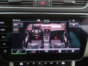 Škoda Superb - 2021