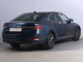 Škoda Superb - 2021