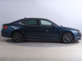 Škoda Superb - 2021