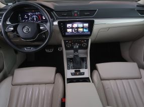 Škoda Superb - 2021