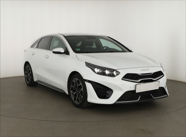 Kia ProCeed 2021