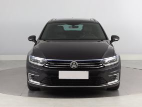 Volkswagen Passat - 2015