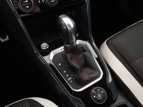 Volkswagen T-Roc - 2019