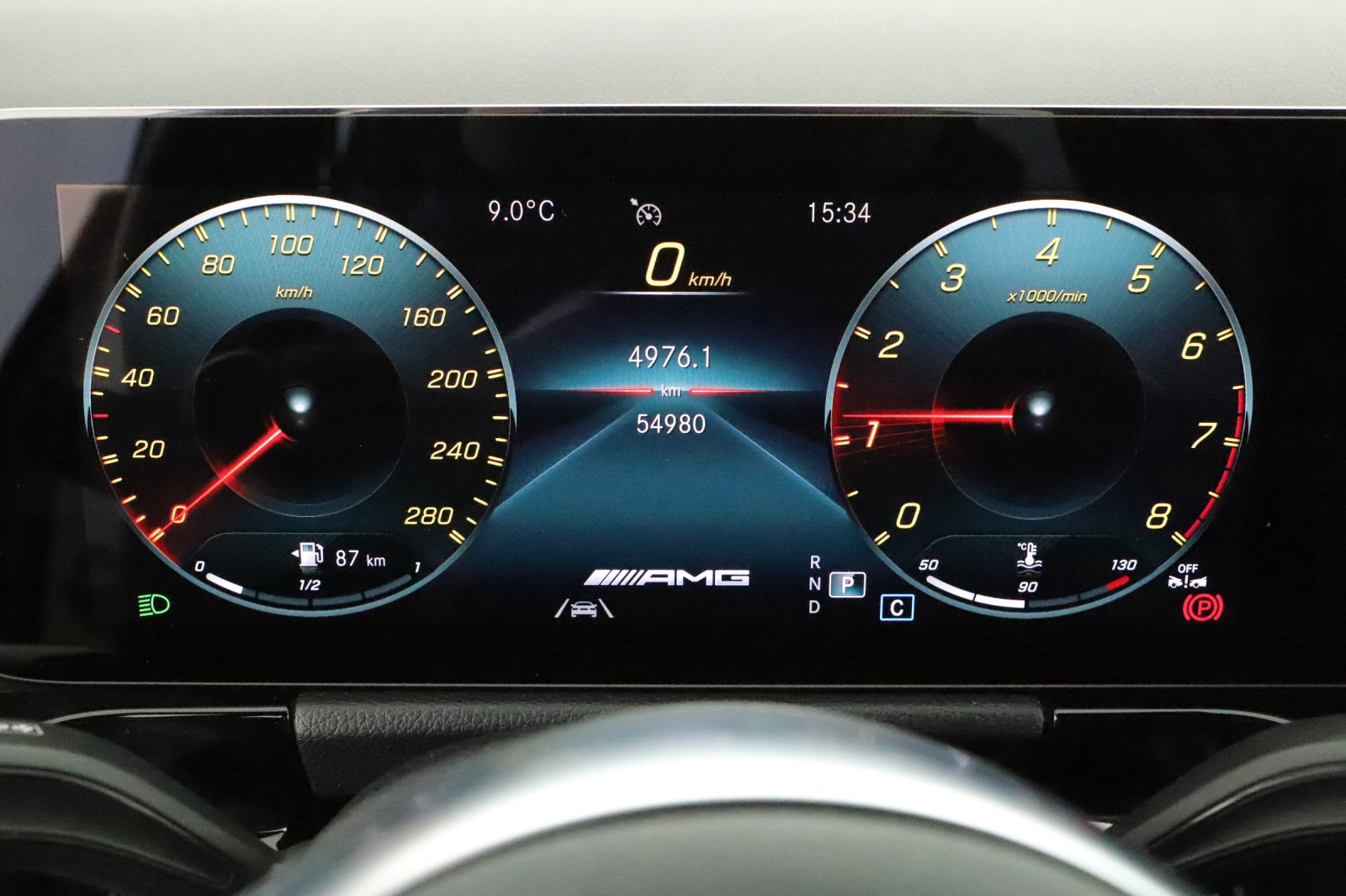 Mercedes-Benz GLA - 2023