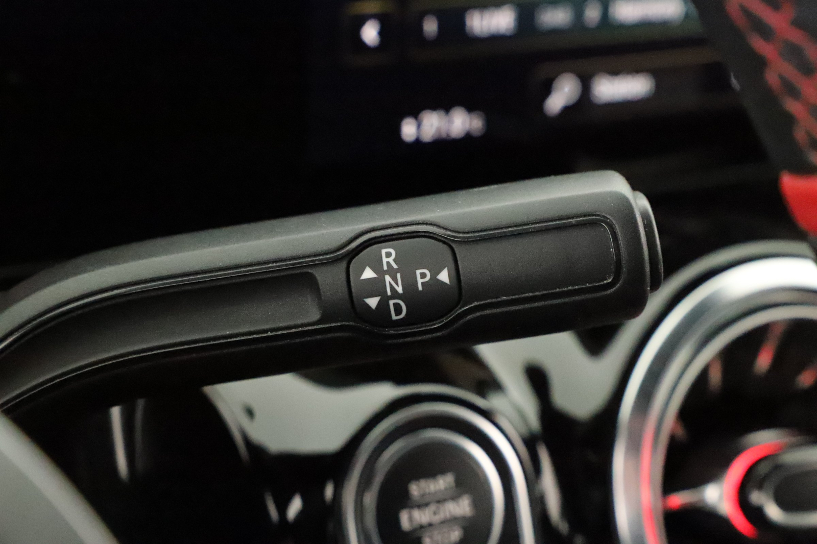 Mercedes-Benz GLA - 2023