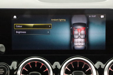 Mercedes-Benz GLA - 2023