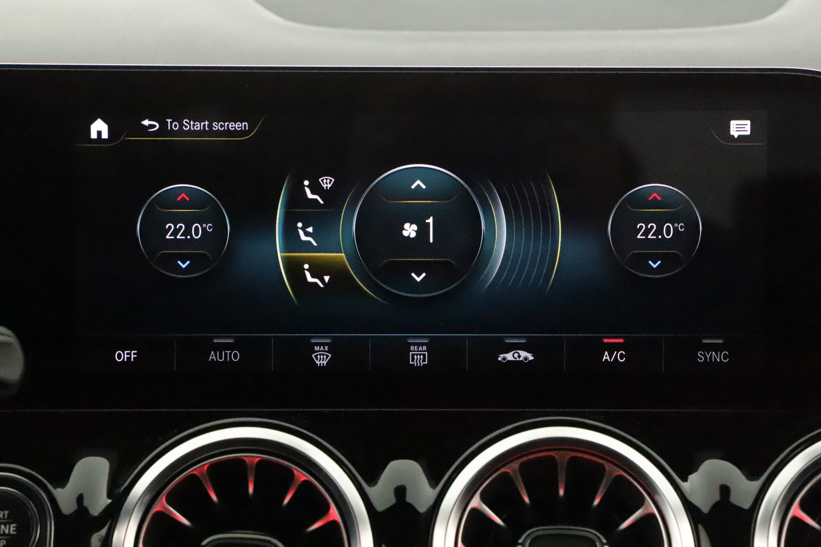 Mercedes-Benz GLA - 2023