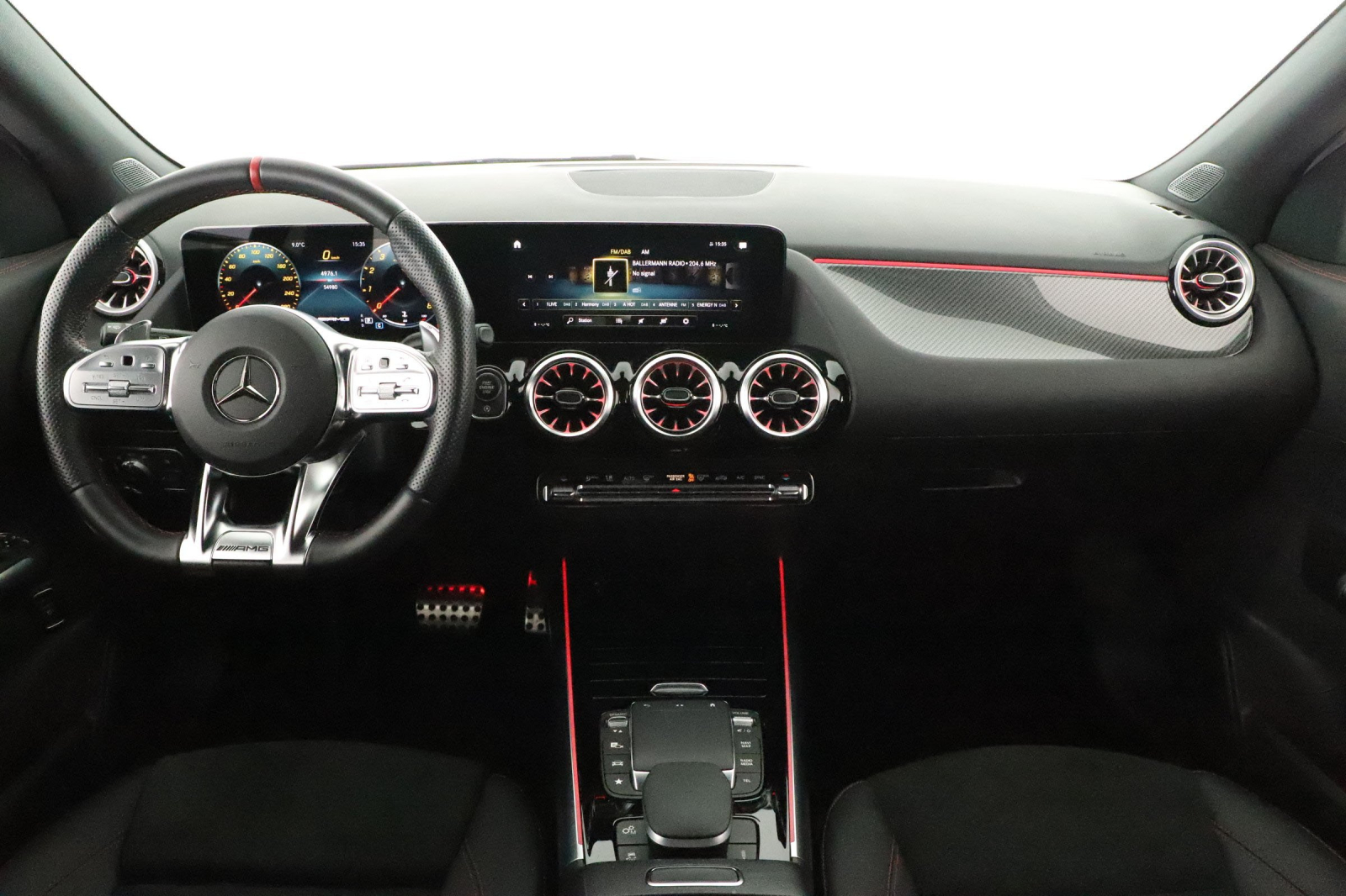 Mercedes-Benz GLA - 2023