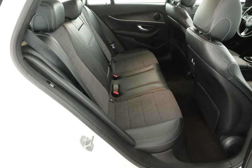 Mercedes-Benz E, 2017
